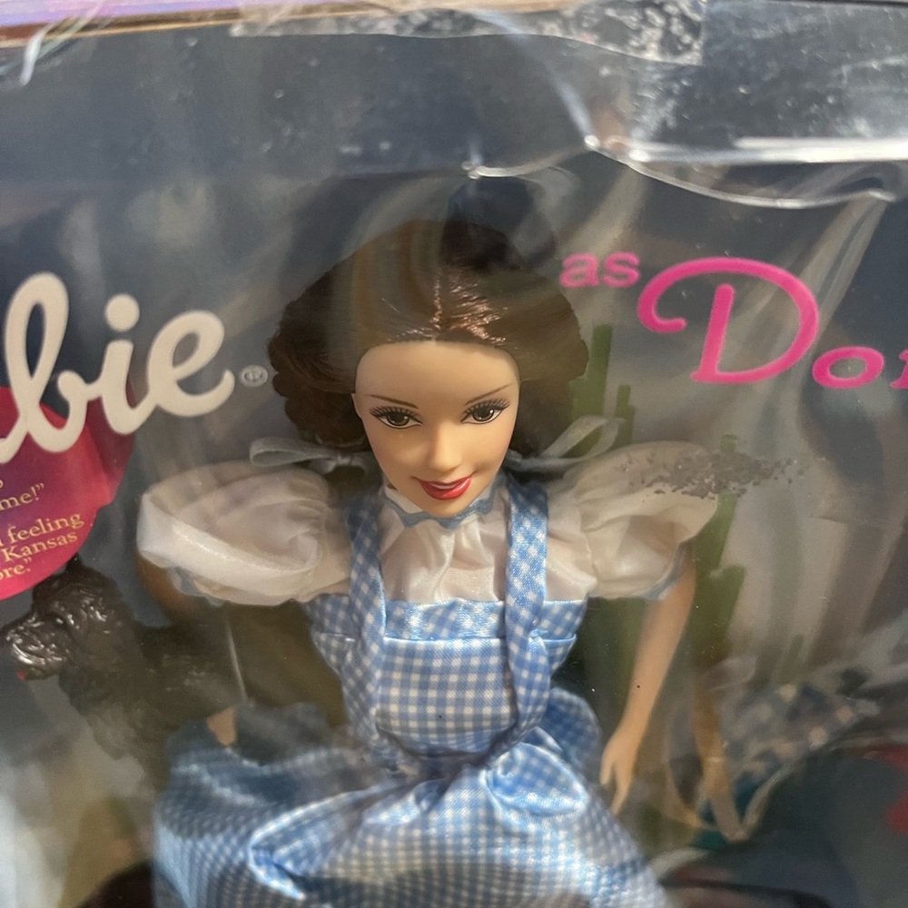 Wizard of OZ Dorothy and Munchkins and miniature characters. - Picture 4 of 16